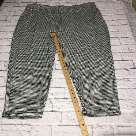 Style & Co Woman Houndstooth Cropped Pants, Sz 4X - Picture 5 of 11